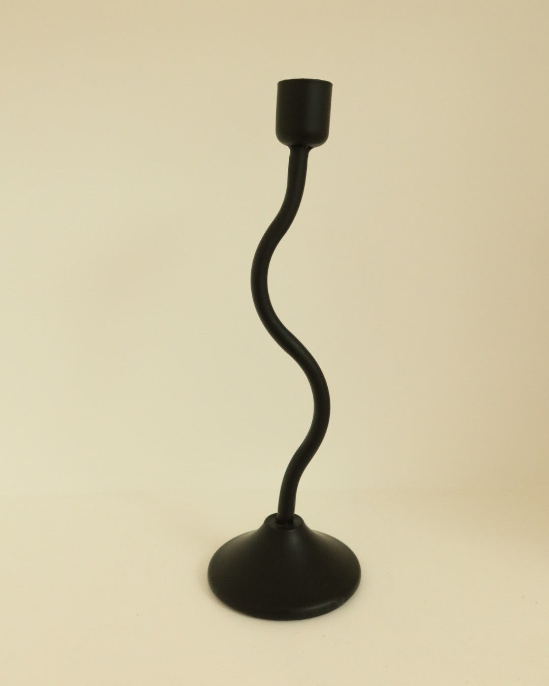 Sienna wavy candle holder black medium house of 9