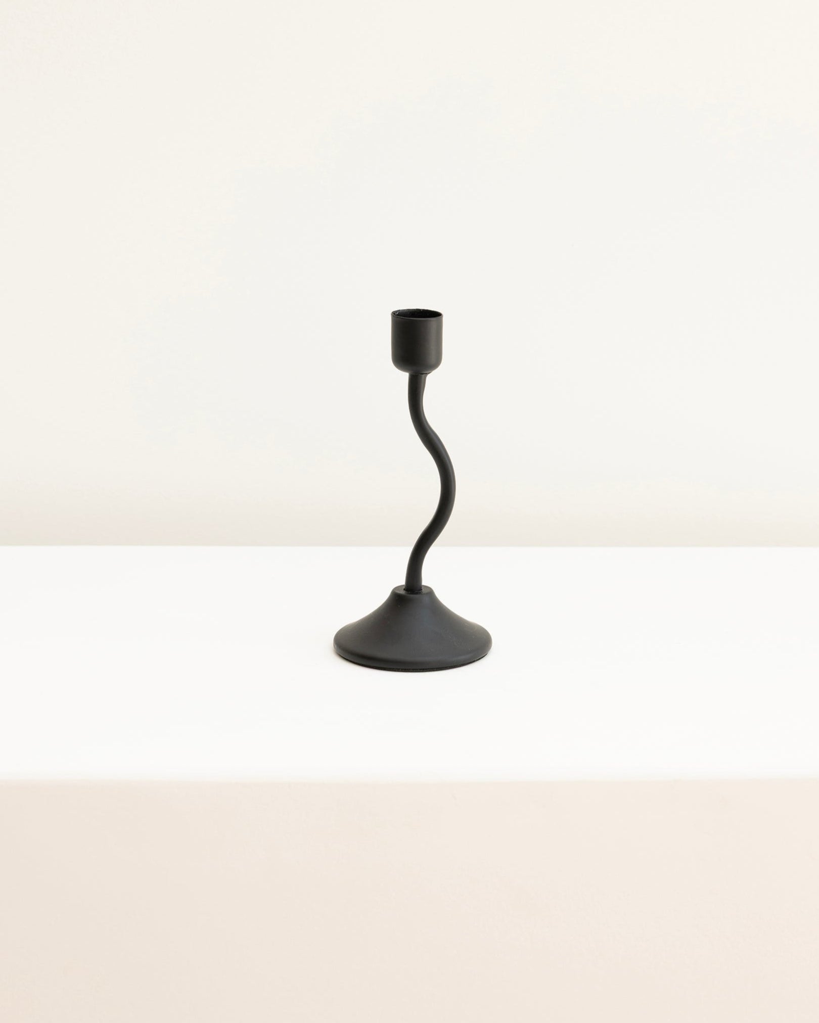House of 9 Sienna Black Wavy Candle Holder small